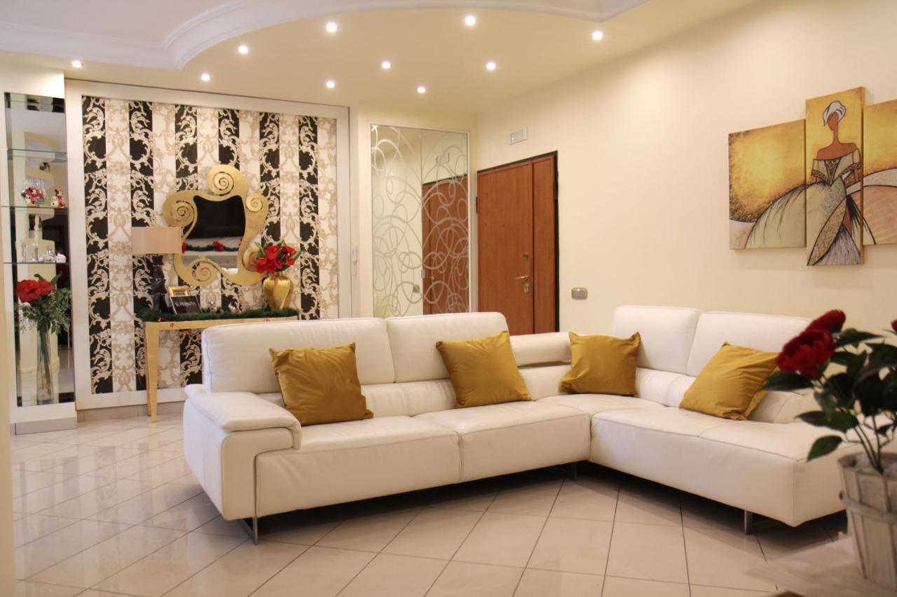 Casa Vacanza Supernova Salernes Extérieur photo